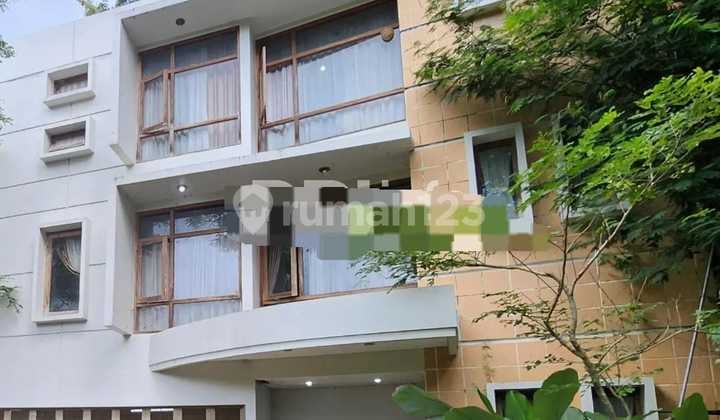 Umaia Raya 1mlyr Lt194 Lb388 Shm Kt6 Km3 3lantai L