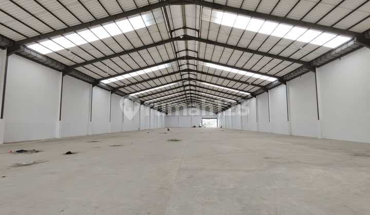 Gudang 3.200 m² Kawasan Industri Teluk Naga - Akses Kontainer