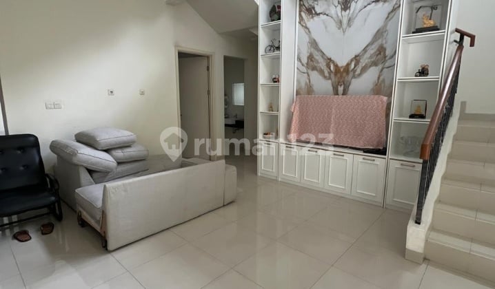 Rumah Bagus Hoek Siap Huni di Goldfinch Gading Serpong