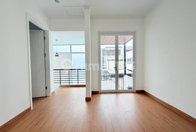 Rumah Baru Full Renov Siap Huni Di Icon Bsd Hadap Selatan