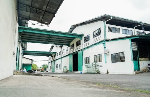 Gudang dan Kantor Luas di Jalur Industri Daan Mogot Tangerang