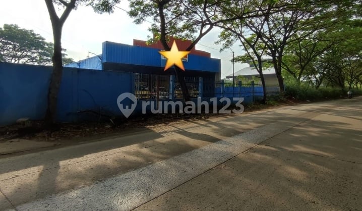 Tanah & Bangunan di Suradita Serpon Posisi Pinggir Jalan Raya