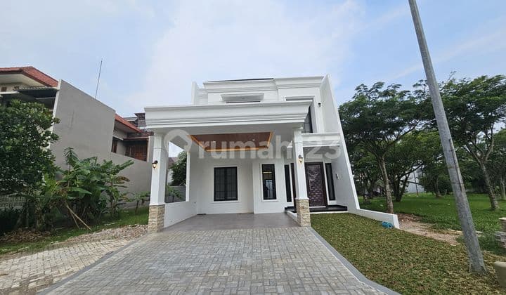 BRAND NEW HOUSE SIAP HUNI The Icon BSD CITY Design Classic Modern