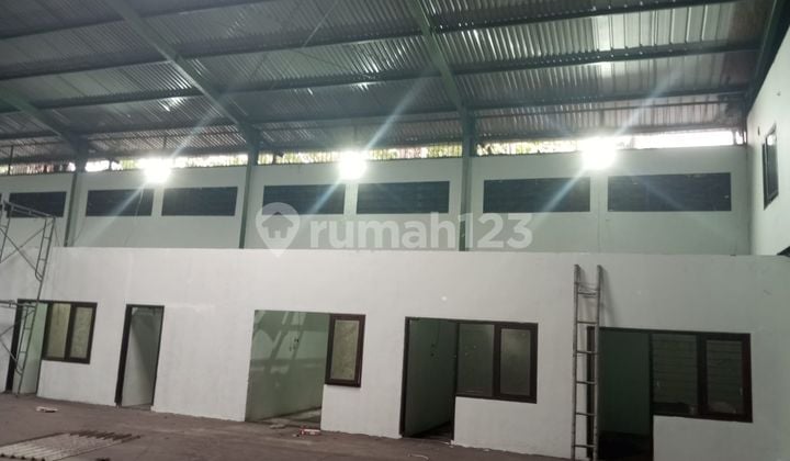 GUDANG LUAS DI KARAWACI TANGERANG SIAP PAKAI LOKASI STRATEGIS