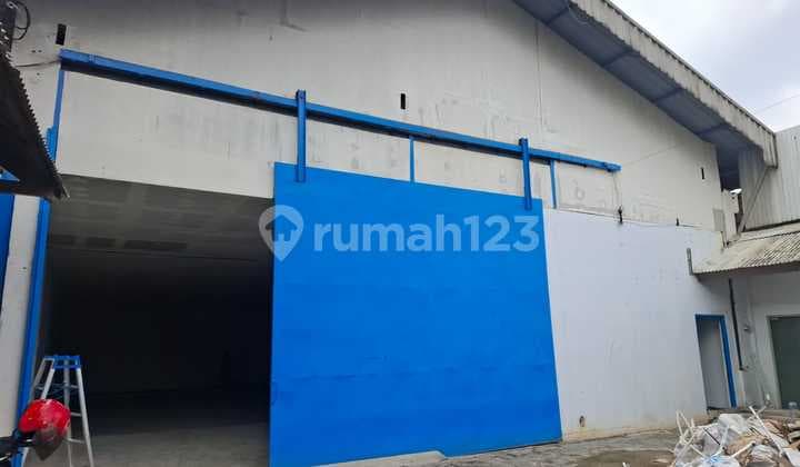 Warehouse for Rent 400 M2 Ready to Use in Kranji, Bekasi