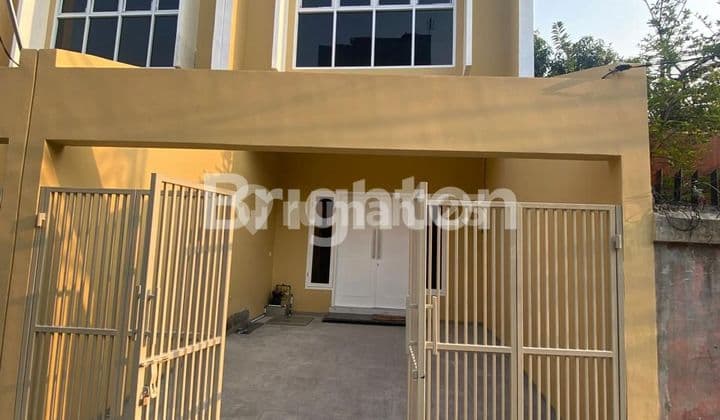 Rumah Baru Bagus Siap Huni 3 lantai