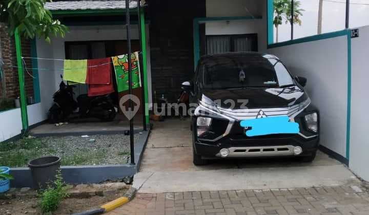 Disewakan Rumah Semi Furnished Dekat Podomoro Park