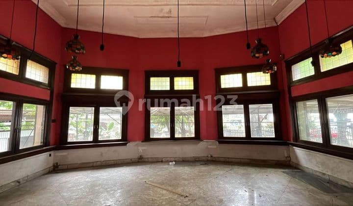 Disewakan Tempat Usaha Ex Cafe di Tamansari