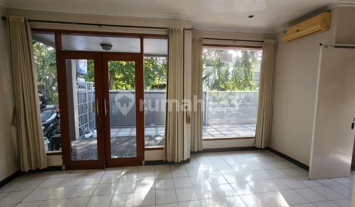 Disewakan Ruang Usaha Cocok untuk Kantor Dll