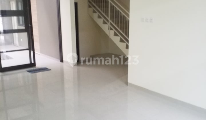 Dikontrakkan Rumah Minimalis Pusat Kota Strategis Jl. Kembar