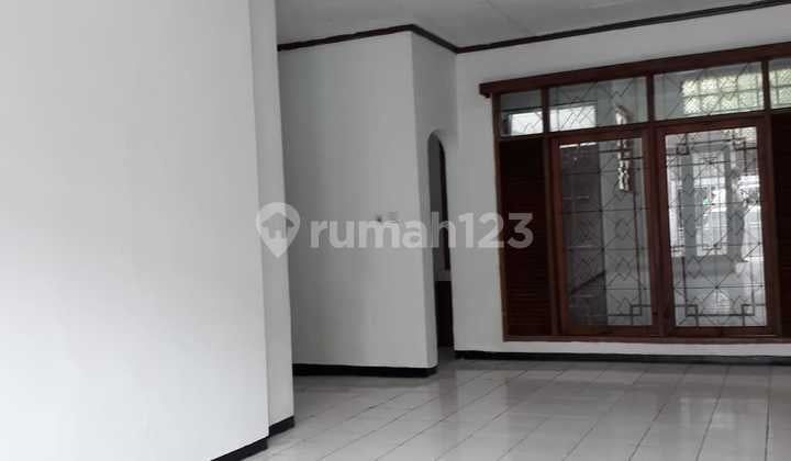 Rumah Di Jl. Pasir Huni
