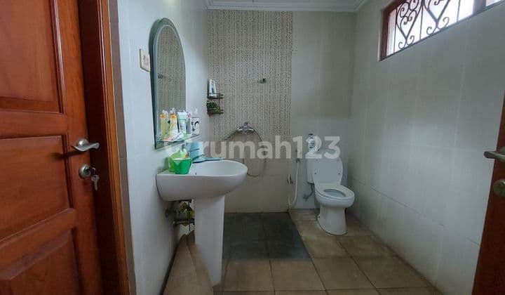 Rumah Bagus Tanah Luas dekat MRT Blok M Plaza Kebayoran Baru