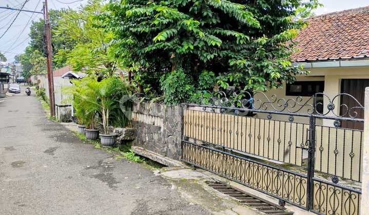 Rumah Siap Huni Lokasi Strategis di Pondok Labu Cilandak Jaksel