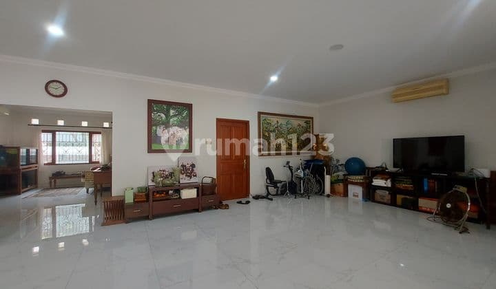 Rumah Bagus Tanah Luas dekat MRT Blok M Plaza Kebayoran Baru