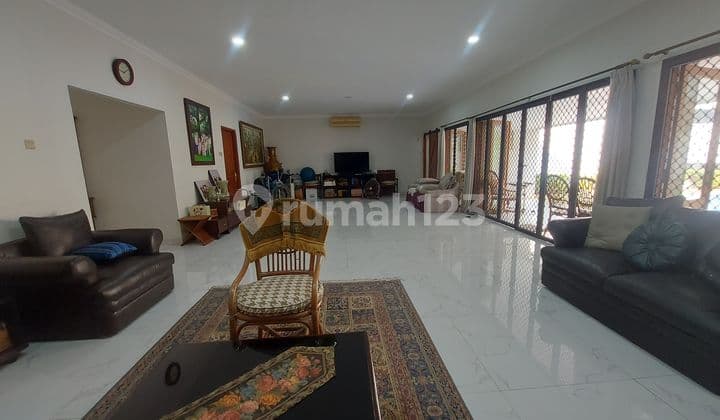 Rumah Bagus Tanah Luas dekat MRT Blok M Plaza Kebayoran Baru