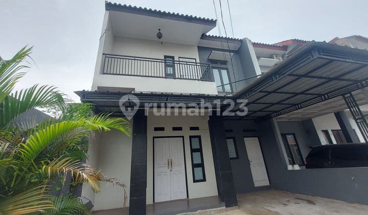 Rumah Minimalis 2 Lantai dekat Pasar Segar Cinere