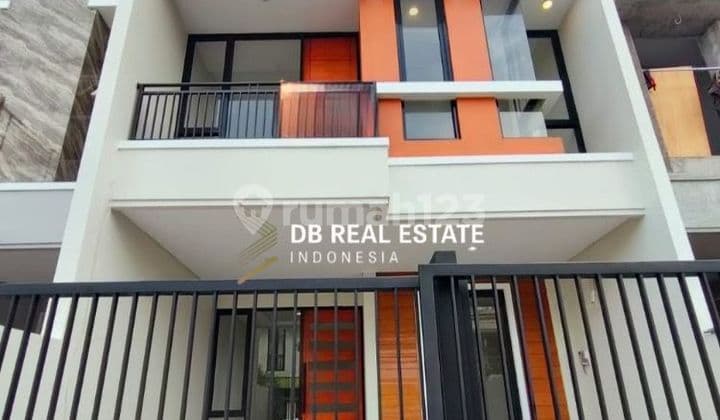 RUMAH DI PANTAI MENTARI BARU GRESS MINIMALIS
