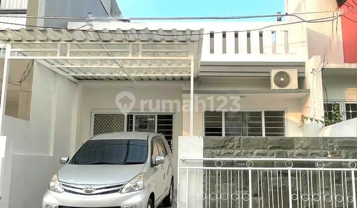 For Sale House in West Puyuh Bintaro Sector 5 - South Tangerang
