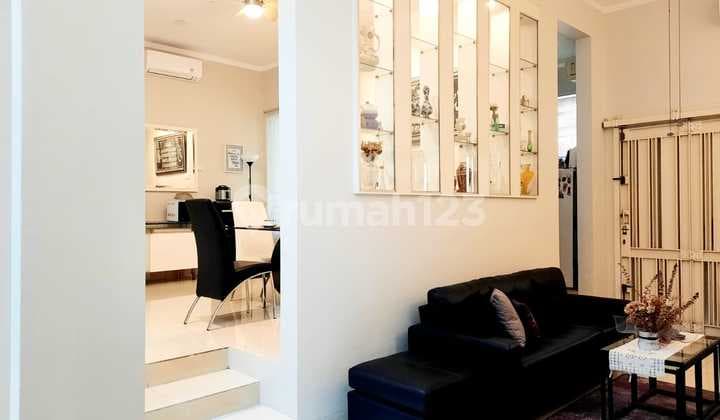 Dijual Rumah di Kebayoran Bintaro Sektor 7 - TangSel