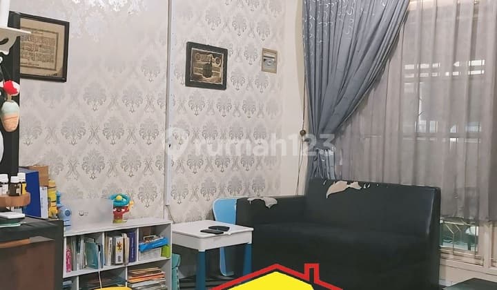 Dijual Rumah di Mertilang Bintaro Sektor 9 - TangSel