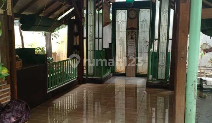 Punya Musholla Sendiri! Rmh Besar di Kepondang Bintaro Ini Bikin Jatuh Hati