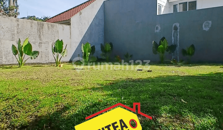 Hot Listing! Tanah Hook Luas 220M2 di Bintaro - Siap Bangun!