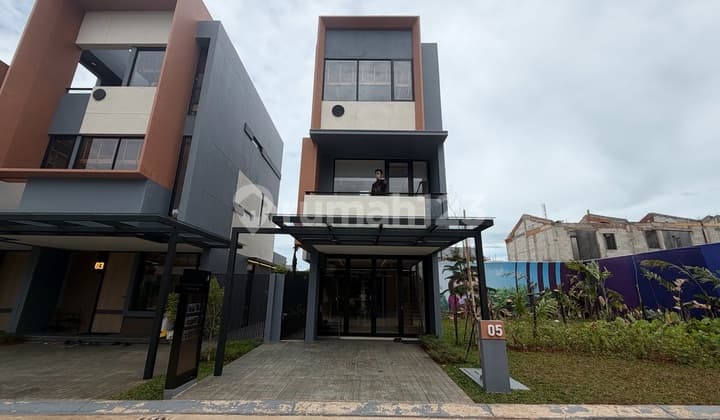 5Enses Treetop Alpha Livin Rumah 3 Lantai 3 Kamar Tidur