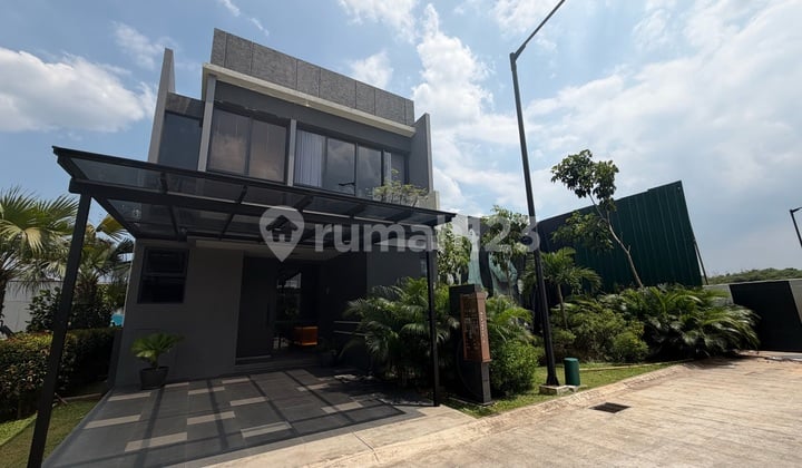 Blackslate Waterfront Lippo Cikarang Rumah 4 Kamar