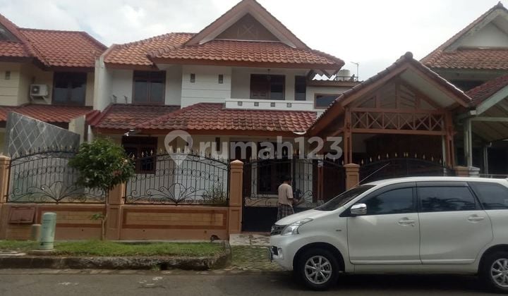 Rumah SHM Siap Huni (4+1 Kt) di Bsd Giri Loka Tangerang