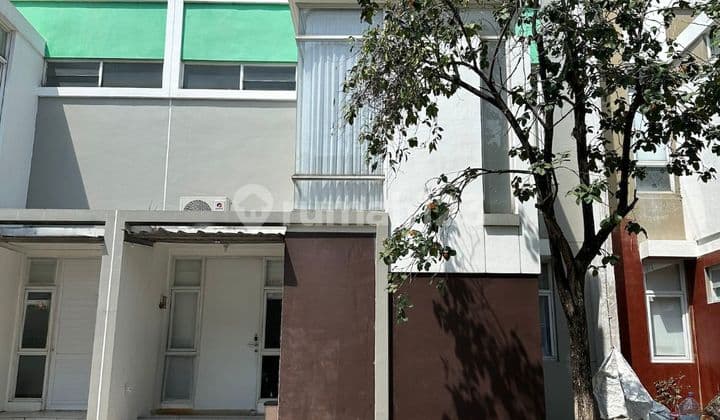 Rumah Cantik 2 Lantai Rapih Siap Huni Lokasi Bagus di BSD