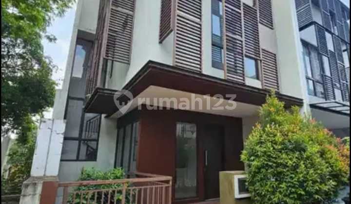 RUMAH DESIGN CAKEP DI GREENWICH BSD 3 LANTAI RAPIH SIAP HUNI
