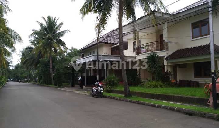 Rumah Bagus Riverpark Sektor 8 Bintaro Shm 400m2
