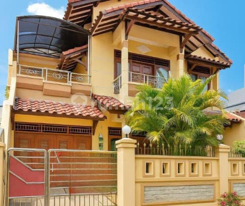 Rumah bagus dekat kota sekolah rumah sakit di semarang barat