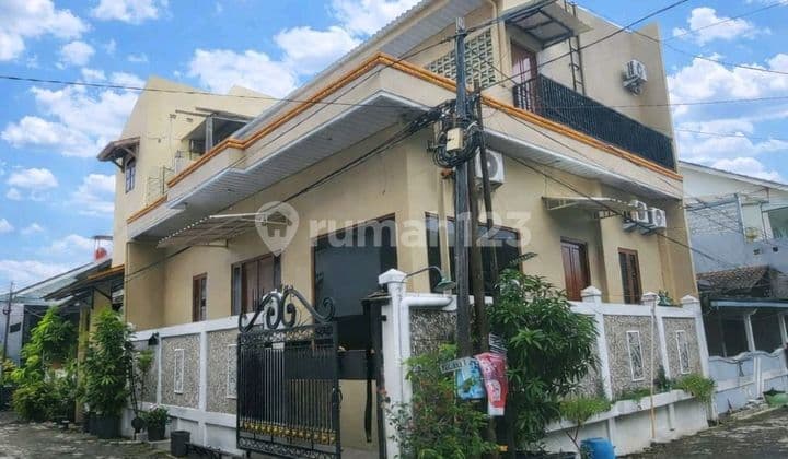 Rumah Murah 2 Lantai Furnish Hoek di Semarang Utara
