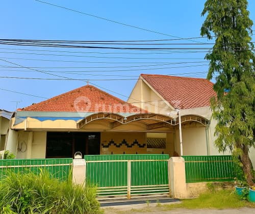 Strategic house in the city center near Paragon Mall in Central Semarang