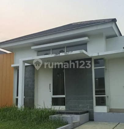 Rumah Sewa Bagus Lingkungan Sejuk Murah di BSB Semarang