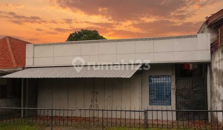 Shophouse on the Main Road, Semarang City, Simpang Lima Semarang