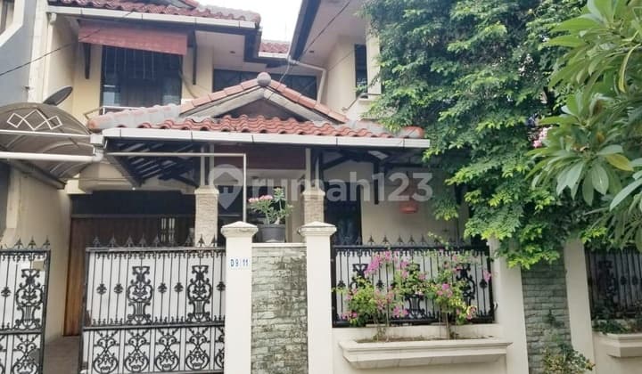 Rumah 2 Lt Strategis Nyaman 5 Mnt ke Stasiun Klender Nego Keras