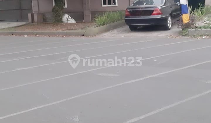 Rumah Mewah 2 Lt Fasilitas Lengkap Lebar Jalan 25 M2 Di Antapani