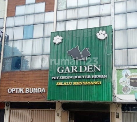 Ruko 2 Lt Berikut Tanah 538 M2 Strategis Dekat Plaza Pondokgede