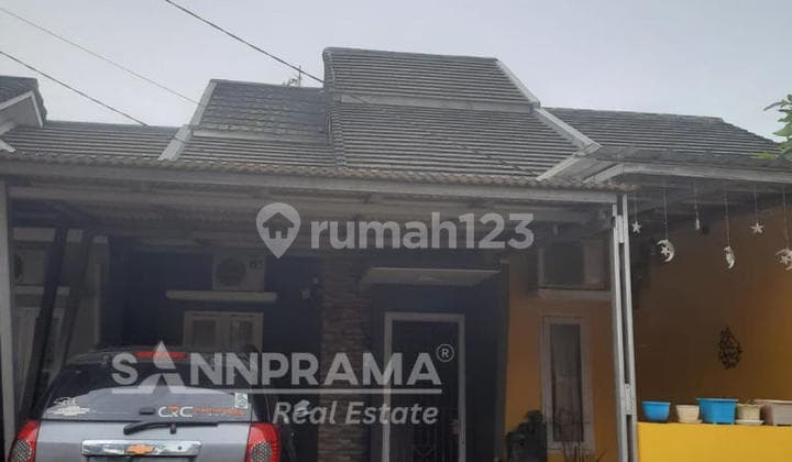 Rumah Siap Huni Sawangan Depok, Dijual Rumah Nyaman Didalam Mini Cluster,Asri Berlokasi Strategis Pinggir Jalan Raya Dipengasinan Sawangan Bergaya Minimalis yang Dirancang dengan Sangat Menarik dan Mewah