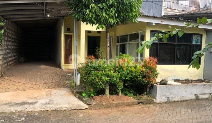 Rumah Hoek Second Dalam Cluster Disawangan Regency