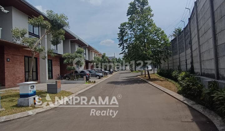 Ready-to-Occupy House Fully Furnished and Semi-Furnished in the Sutera Sawangan Area, Depok