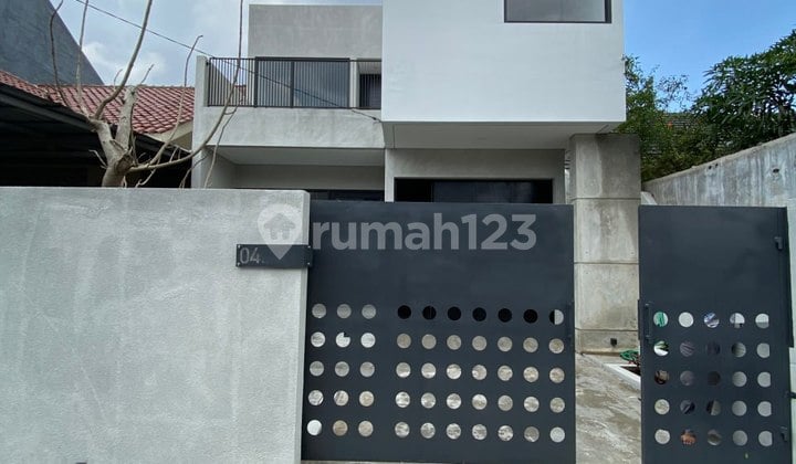 New Modern Minimalist House in Arcamanik, Bandung City