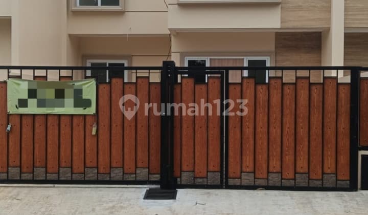 Di Jual Rumah Brand New Sektor 7 Gading Serpong