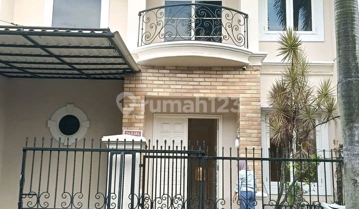 Rumah Elegan, Nyaman di Lingkungan Asri Lippo Karawaci Sentral