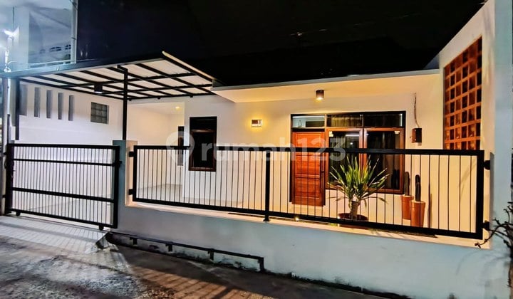 Rumah Cantik di Pusat Kota Bandung Area Soekarno Hatta