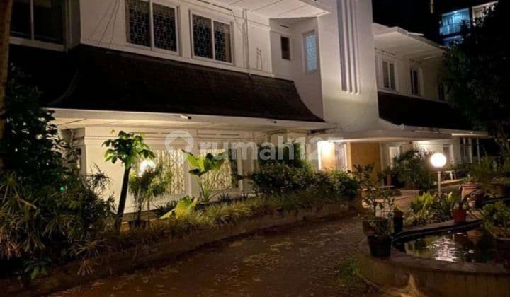 Jarang Ada! Rumah Dengan Halaman Sangat Luas Di Dago Kota Bandung