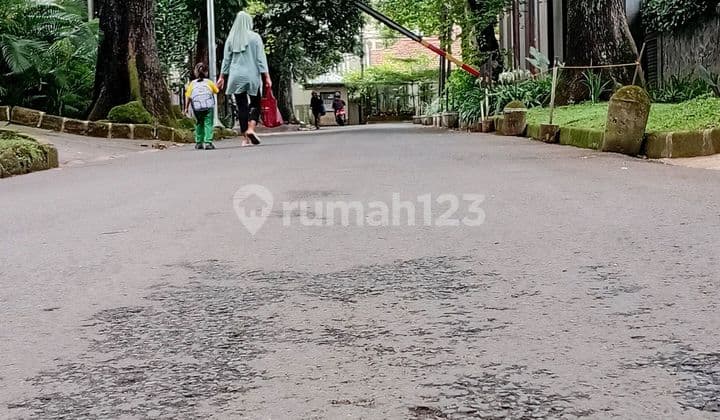 Jarang Ada!! Rumah Bagus di Area Dago Kota Bandung