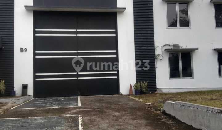 Di Jual Gudang Gandeng 2 di Taman Tekno Bsd City Serpong Tangerang Selatan